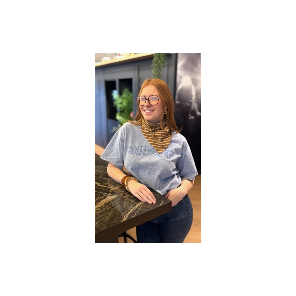 Tee-shirt Amour bleu, rose ou écru – Casual chic et féminin