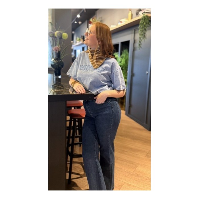 Jean Wide Leg brut – Coupe tendance et élégance intemporelle