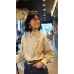 Chemise rayée beige col victorien – Élégance romantique