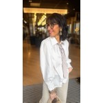 Chemise blanche avec cravate – Élégance et style