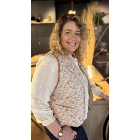 Veste sans manches fleurie Style plus – Fraîche et tendance