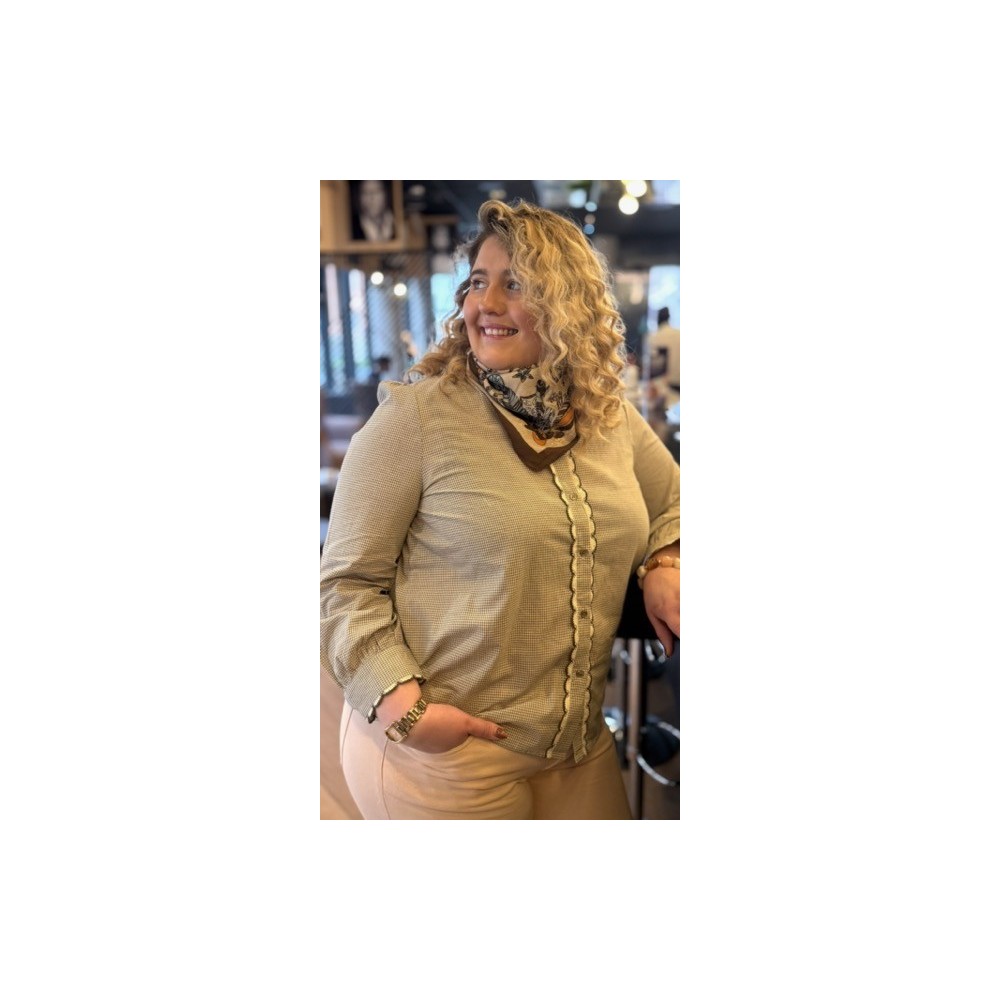 Chemise à carreaux kaki style plus – Casual et moderne