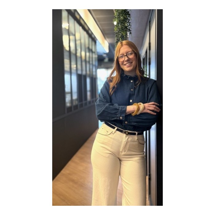 Chemise en jean col volanté – Denim féminin et tendance