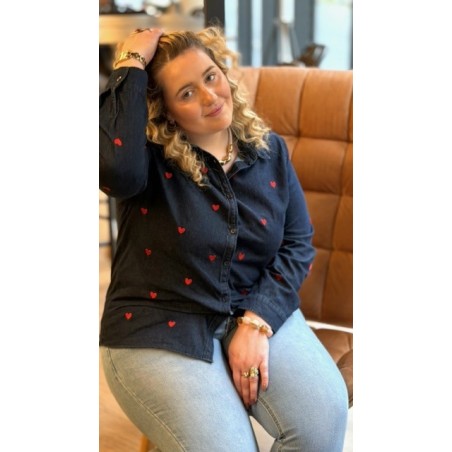 Chemise en jean cœurs rouges 100% coton | Style Plus XL à XXXL