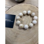 Bracelet boules beige en acier inoxydable – Élégance délicate