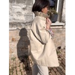 Trench beige mi-long col victorien – Élégant et pratique | Melle Jeanne