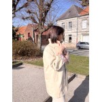 Trench beige mi-long col victorien – Élégant et pratique | Melle Jeanne