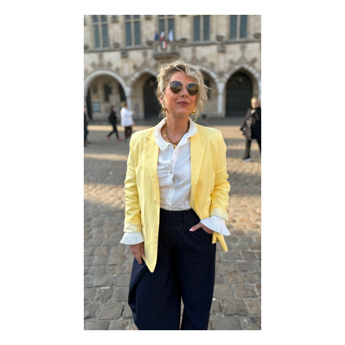Blazer jaune – Élégance lumineuse et style moderne