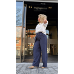 Pantalon bleu marine à rayures – Élégance et style intemporel