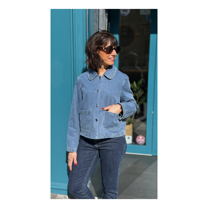 Veste en jean femme – Intemporelle et casual chic