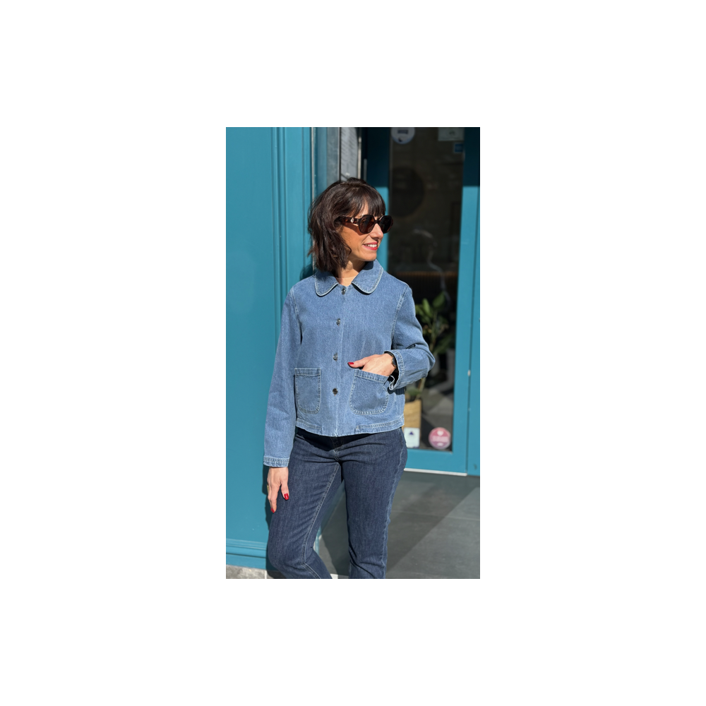 Veste en jean femme – Intemporelle et casual chic