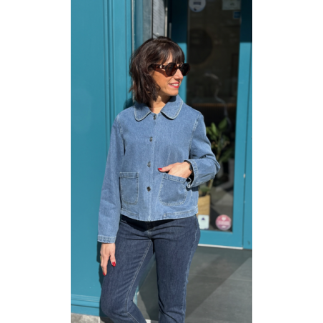 Veste en jean femme – Intemporelle et casual chic
