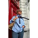 Chemise rayée bleue – Élégance chic avec nœud